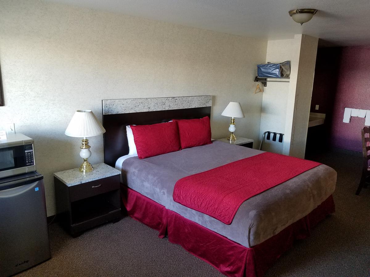 Gridley Inn & Rv Park ภายนอก รูปภาพ